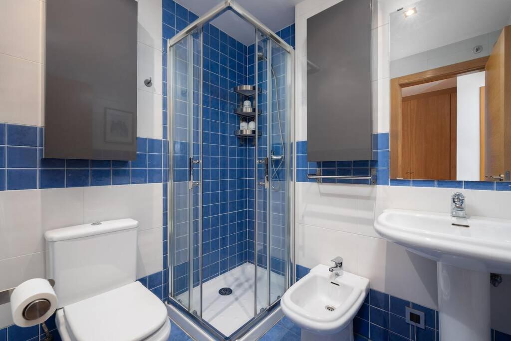 奥维耶多Apartamento Soleado, Aparcamiento Gratuito, A Pie Del Centro公寓 外观 照片
